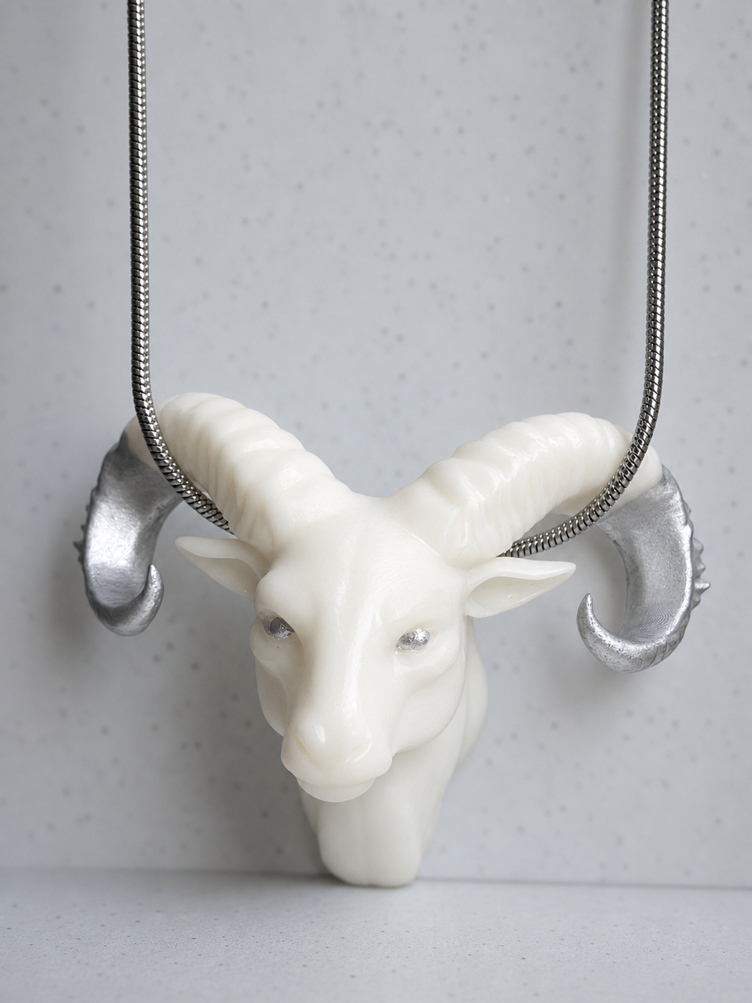 Mini totem bélier - Patrick